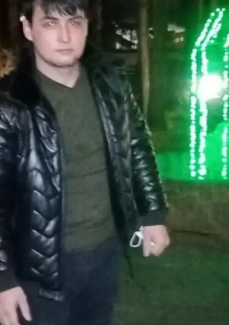 Я Мурад, 29, из Смоленска, ищу знакомства на одну ночь