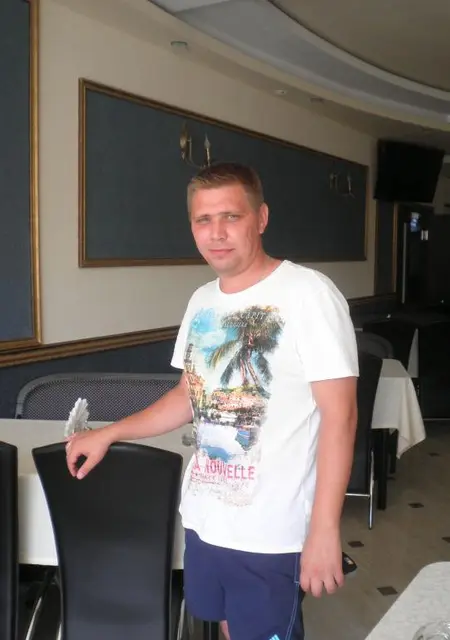 Александр из Брянска, ищу на сайте знакомства на одну ночь