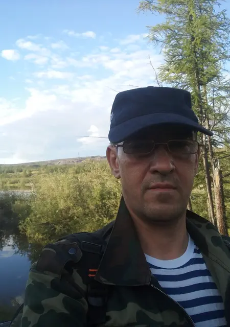 Руслан из Кайеркана, мне 44, познакомлюсь для приятного времяпровождения