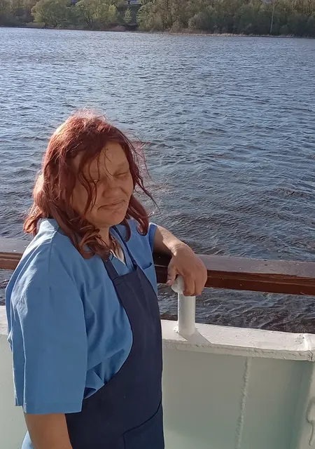 Я Екатерина, 44, из Астрахани, ищу знакомства без обязательств