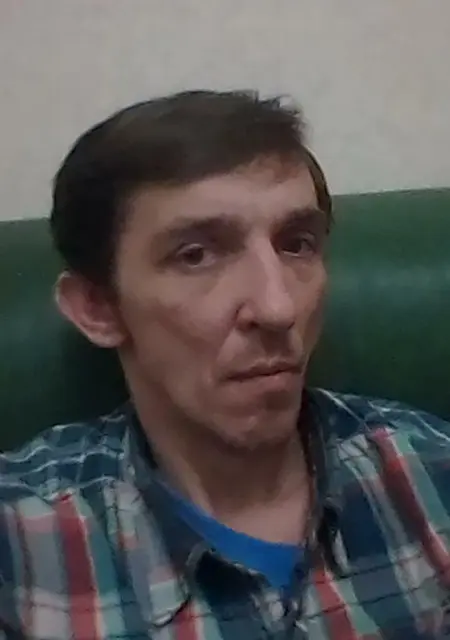 Виктор из Пятигорска, мне 46, познакомлюсь на одну ночь