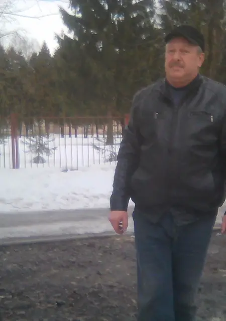 Шура из Калуги, ищу на сайте знакомства без обязательств