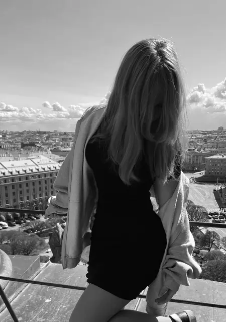 Я Алиса, 20, из Зеленограда, ищу знакомства без обязательств