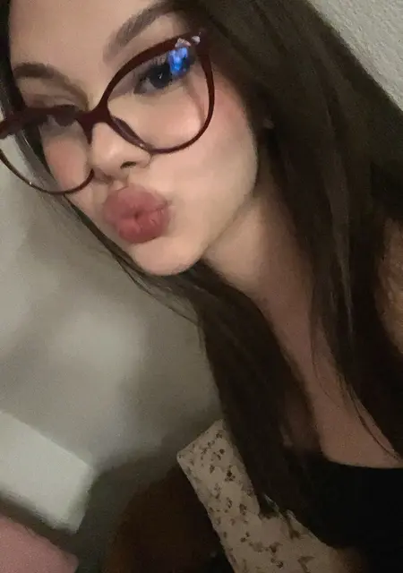 Юлия из Екатеринбурга, мне 18, познакомлюсь для дружбы