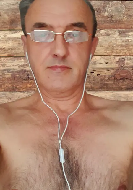 Я Андрей, 57, знакомлюсь на одну ночь в Самаре