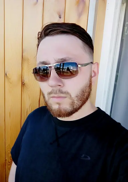 Артем из Прокопьевска, мне 35, познакомлюсь на одну ночь