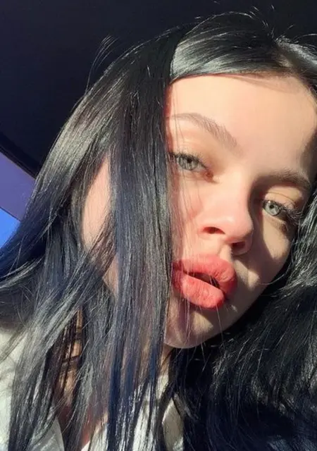 Катя из Дагестанской, ищу на сайте знакомства без обязательств