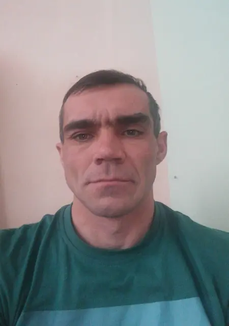 Игорь из Когалыма, мне 38, познакомлюсь на одну ночь