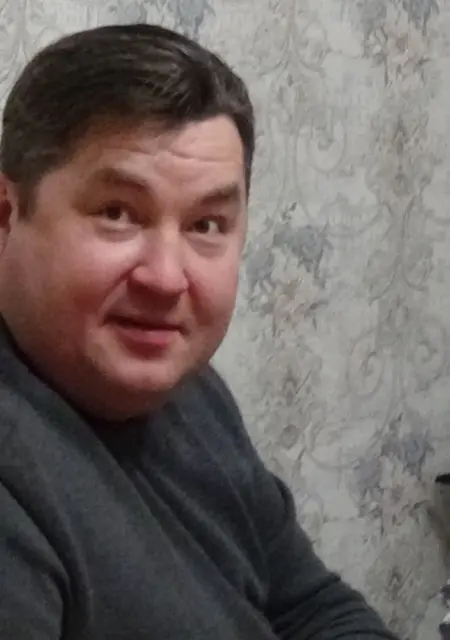 Я Сергей, 49, из Почепа, ищу знакомство для постоянных отношений