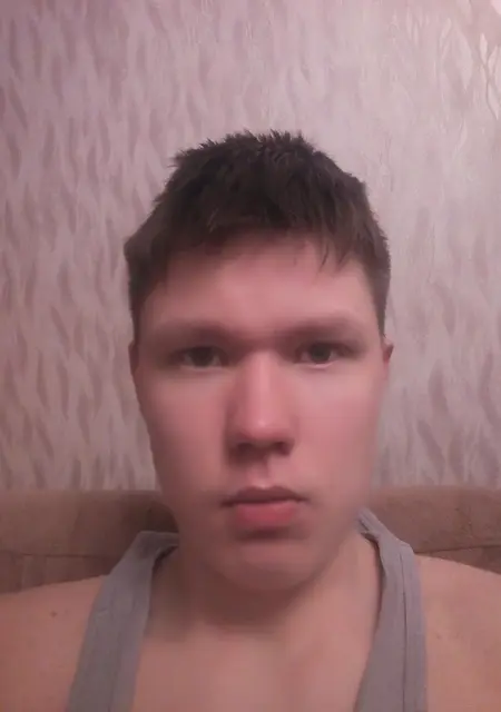 Я Александер, 25, знакомлюсь без обязательств в Ачинске