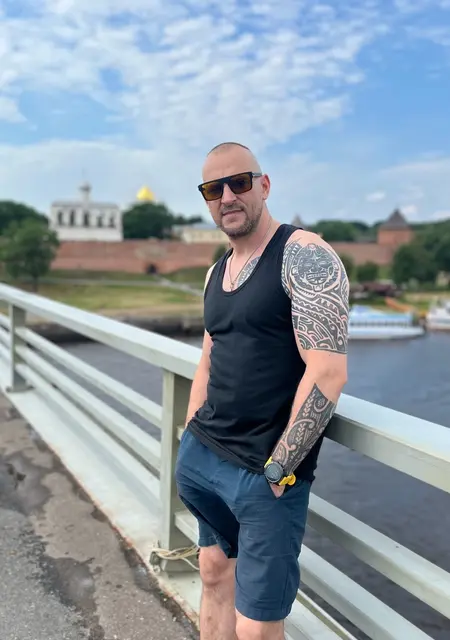 Я Анатолий, 43, из Москвы, ищу знакомство для приятного времяпровождения