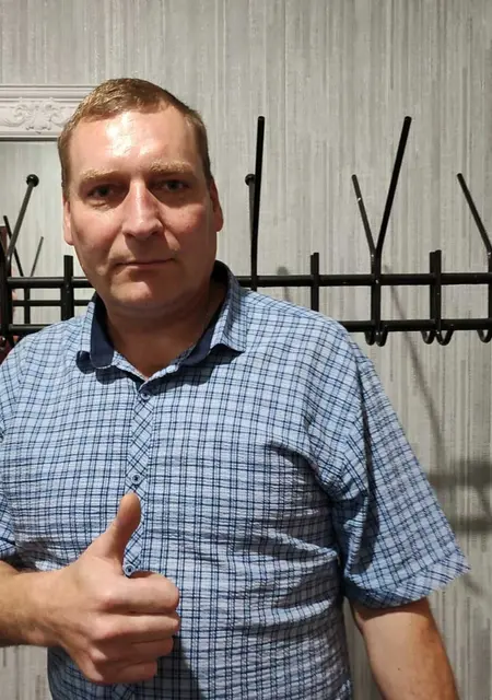 Александр из Бердска, мне 47, познакомлюсь на одну ночь