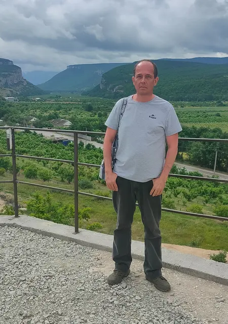 Я Андрей, 52, из Старого Оскола, ищу знакомства на одну ночь