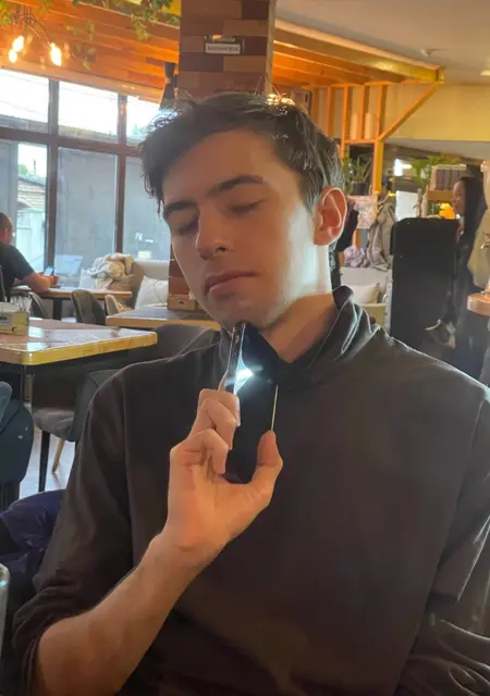 Я Павел, 27, знакомлюсь без обязательств в Нахабином