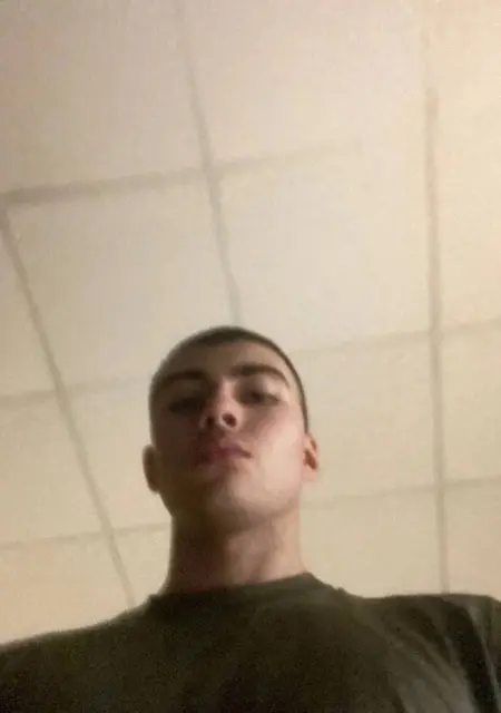 Я Ислам, 23, из Дрезны, ищу знакомство для открытые отношения