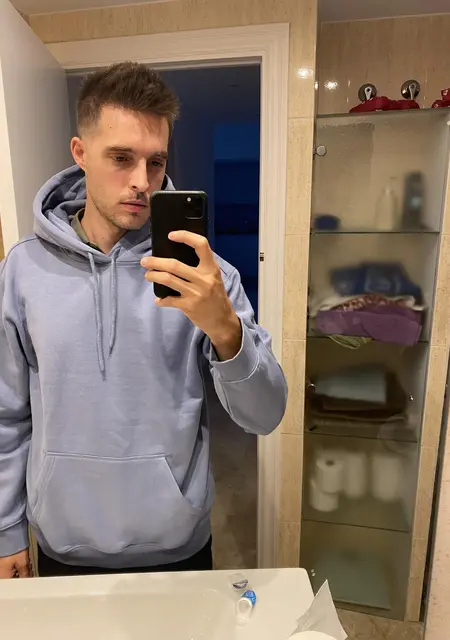 Pepe de Girona, tengo 30 años, listo para conocer para pasatiempo agradable