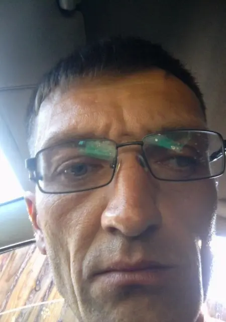 Алексей из Улан-Удэ, мне 44, познакомлюсь без обязательств