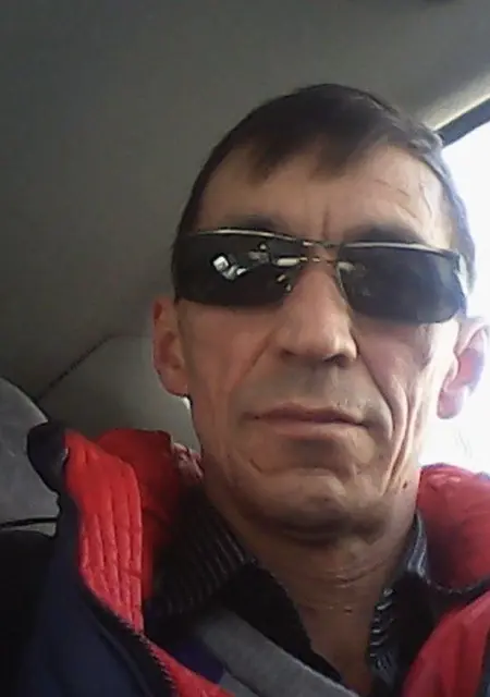 Я Роберт, 59, знакомлюсь на одну ночь в Стерлитамаке