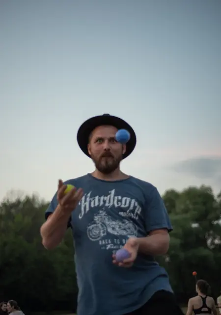 Я Александр, 25, знакомлюсь для постоянных отношений в Ярославле