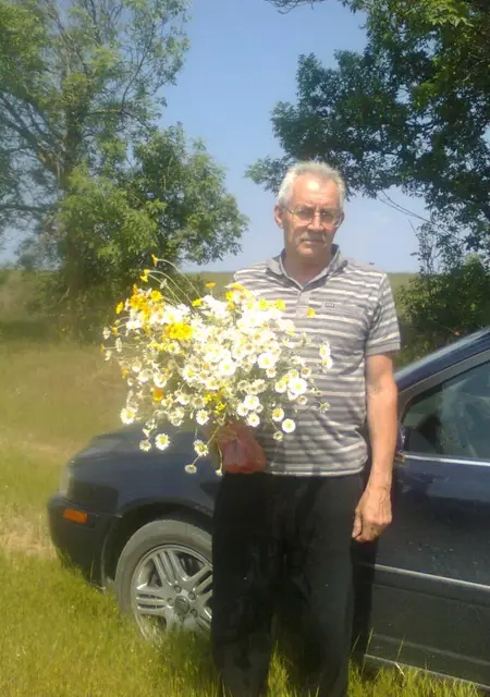 Владимир из Черноморского, мне 69, познакомлюсь без обязательств