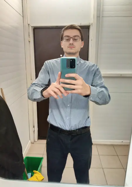 Я Алексей, 27, из Рязани, ищу знакомства на одну ночь