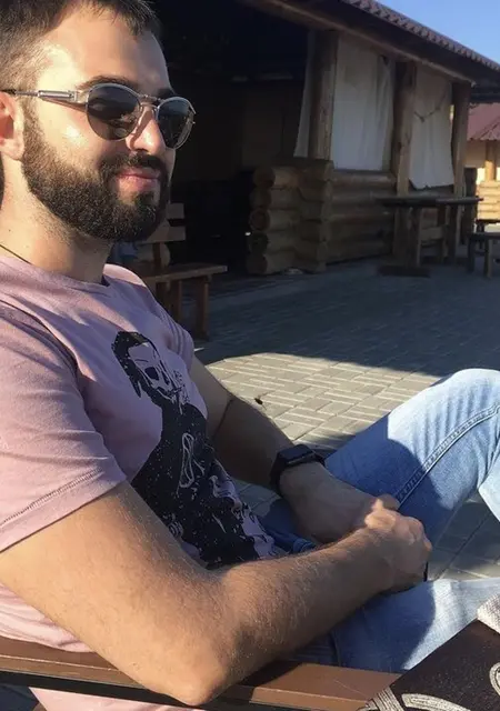 Слава из Волгограда, ищу на сайте общение