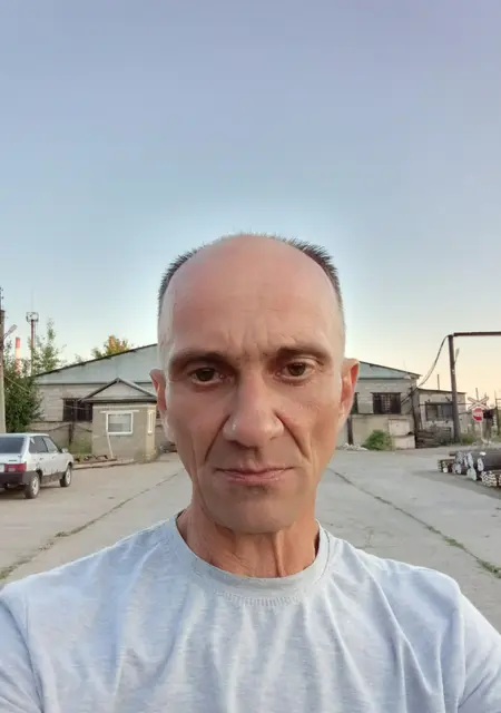 Я Владислав Евгеньев, 49, знакомлюсь для постоянных отношений в Казани