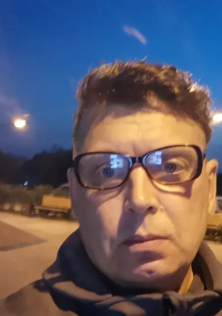 Олег из Новосибирска, мне 50, познакомлюсь без обязательств