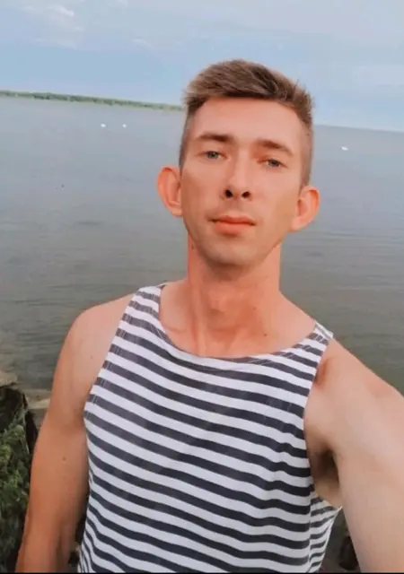 Влад из Калуги, ищу на сайте дружбу