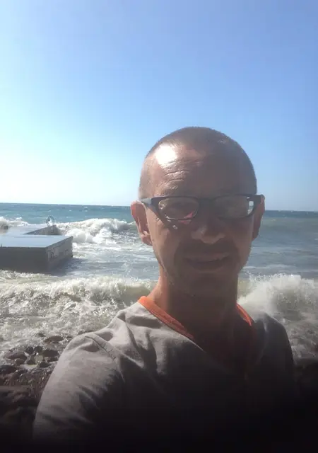 Я Вадим, 48, из Хмельницкого, ищу знакомство для приятного времяпровождения