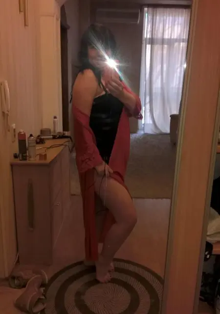 Я Юлия, 34, знакомлюсь без обязательств в Нижневартовске