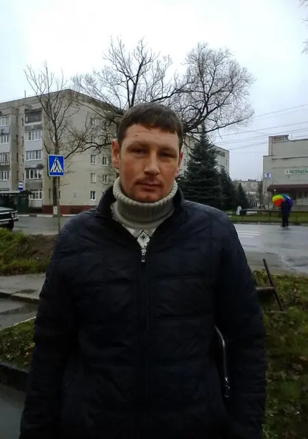 Я Андрей, 40, знакомлюсь без обязательств в Балабанове