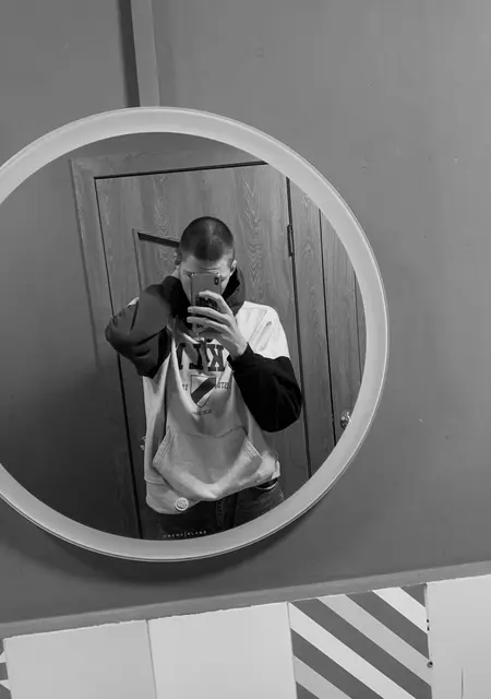 Я Александр, 20, из Ногинска, ищу знакомство для постоянных отношений