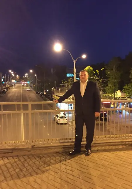 Я Александр, 37, знакомлюсь без обязательств в Нефтеюганске