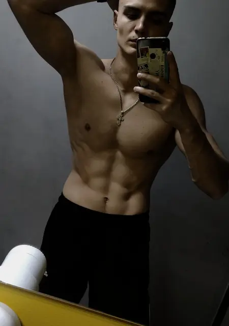 Данила из Самары, ищу на сайте знакомства без обязательств