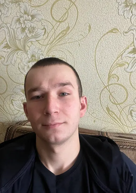 Я Максим, 21, из Джубга, ищу знакомства на одну ночь