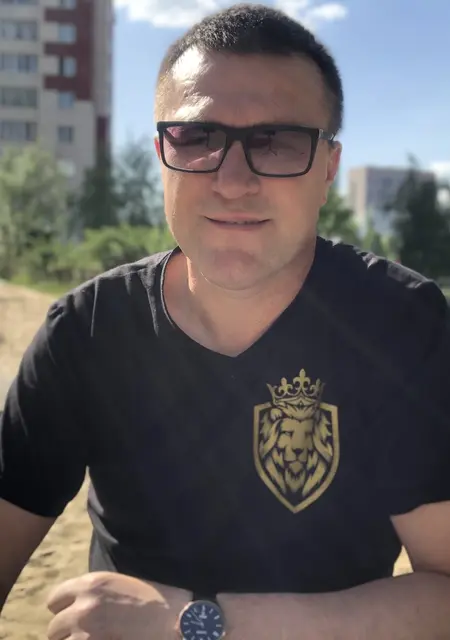 Я Майкл, 48, из Казани, ищу знакомство для общения