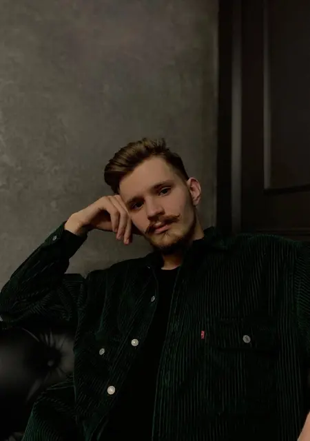 Я Яков, 28, знакомлюсь без обязательств в Сургуте