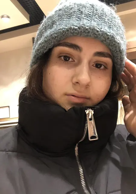 Адель из Томска, мне 23, познакомлюсь для приятного времяпровождения